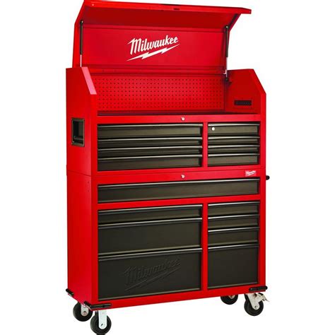 milwaukee rolling tool box